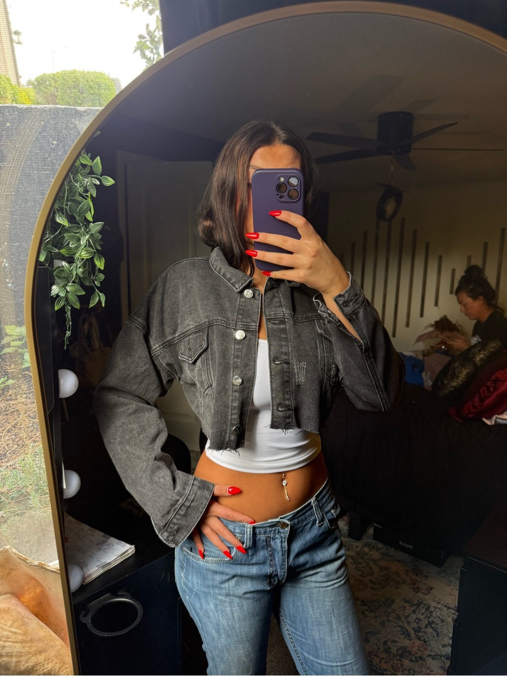 Women's Cropped Black Denim Jacket - Versatile Washed Style